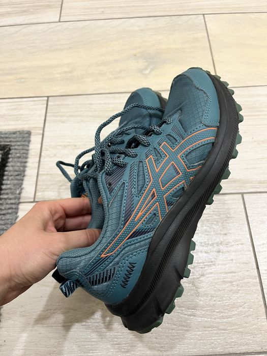 Трейлові кросівки Asics 23 см
