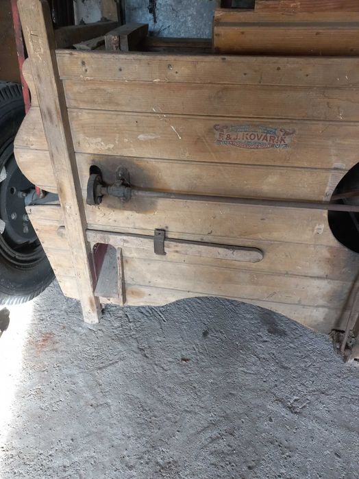 Młynek,Wialnia do zboża KOVARIK