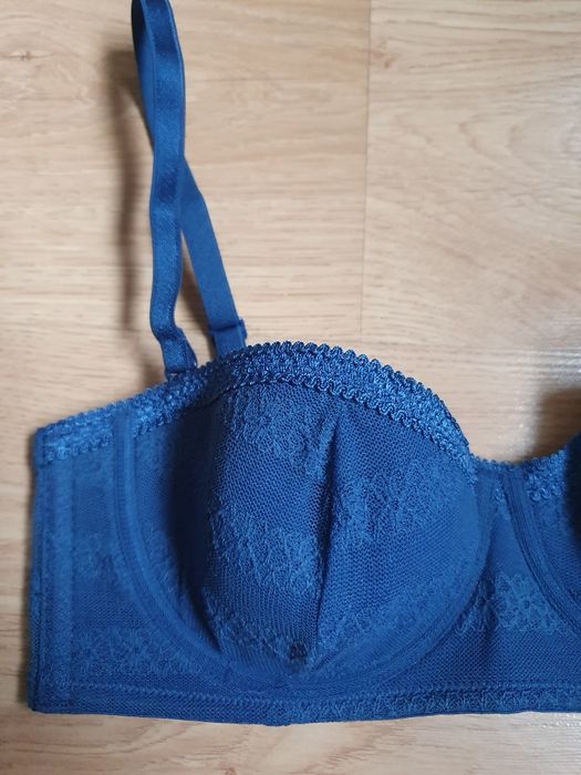 Biustonosz marki Tezenis 70A