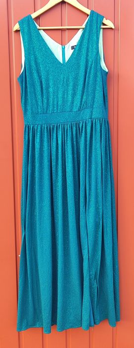 Sukienka brokatowa w zielonym kolorze w rozmiarze 44