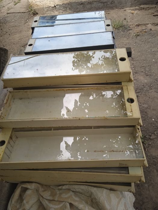 Продам кормушки для пчел