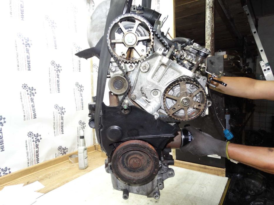 Двигун Мотор Citroen Jumper Berlingo Peugeot Boxer Partner 1.9D XUD9