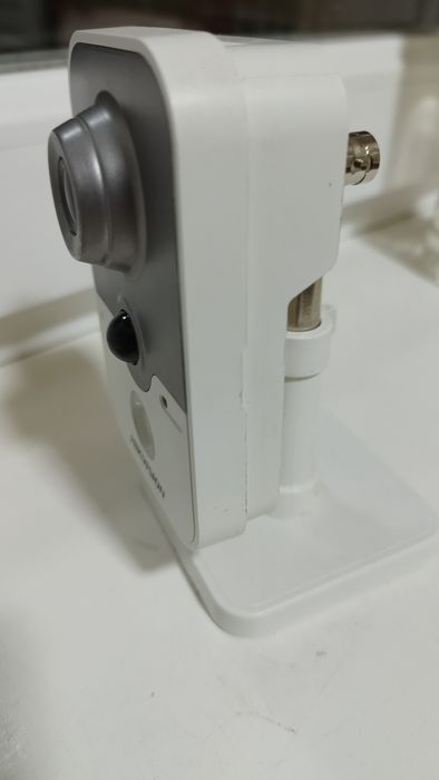 Hikvision camera DS-2CE38D8T-PIR