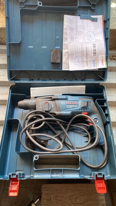 Перфоратор ударний Bosch GBH220