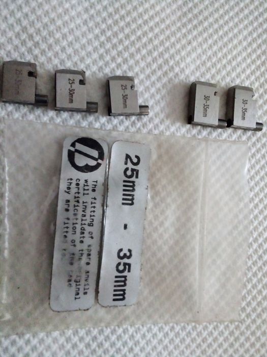 Micrometro de diâmetros interiores