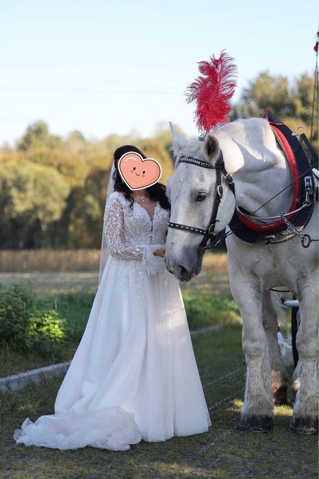 Suknia ślubna w stylu glamour
