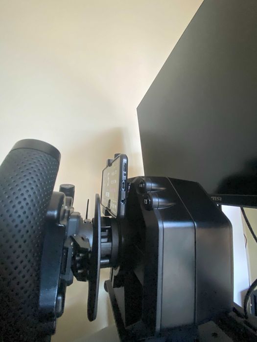 Volante thrustmaster T598 Playstation/PC Com extras