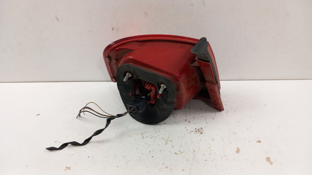 Vw Passat B6 Sedan  Lampa Tył Prawa