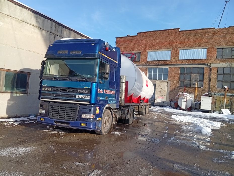 Продам Даф 95 2001р 480й перехідний