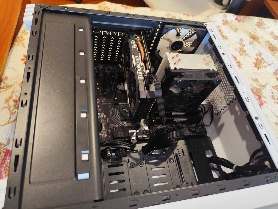 Memória Ram 2x8 + Motherboard ATX MSI Z390-A PRO + Intel i5 9600K + Caixa Nox Hummer MC pro argb + Cooler Master Hyper 212 LED