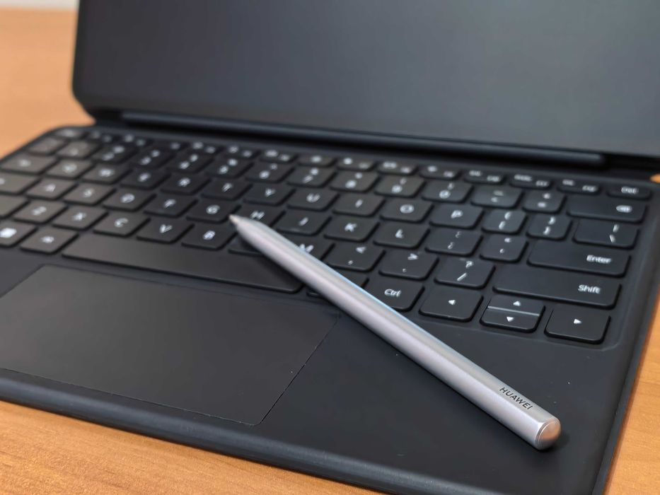 Tablet Windows Huawei Matebook E 12 i3-1110G4 RYSIK KLAWIATURA