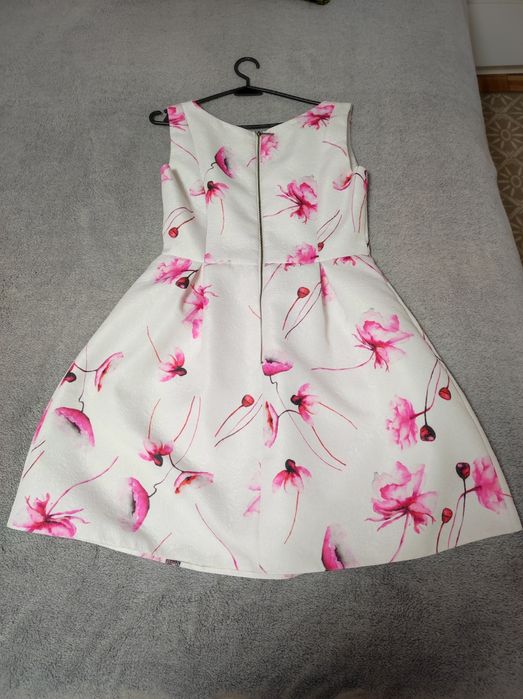 Przepiękna sukienka rozm 38