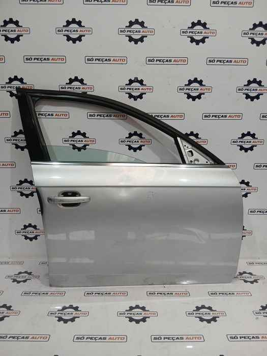 PORTA FRENTE DIREITA PRATEADA AUDI A4 2.0TFSI ANO: 2009