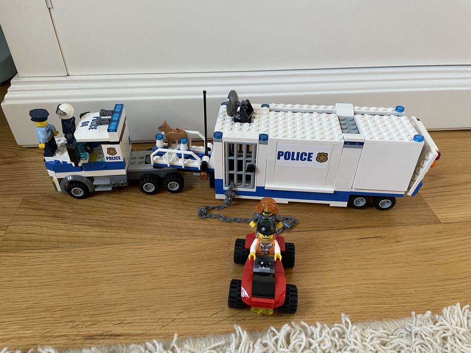 LEGO City 60139, Centro de Comando Móvel
