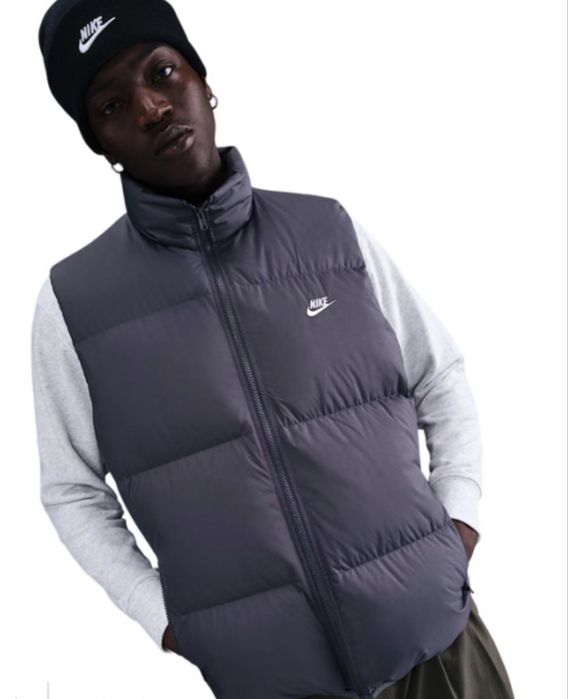 Жилетка чоловіча Nike Sportswear Club Primaloft Puffer vest IB2977-068