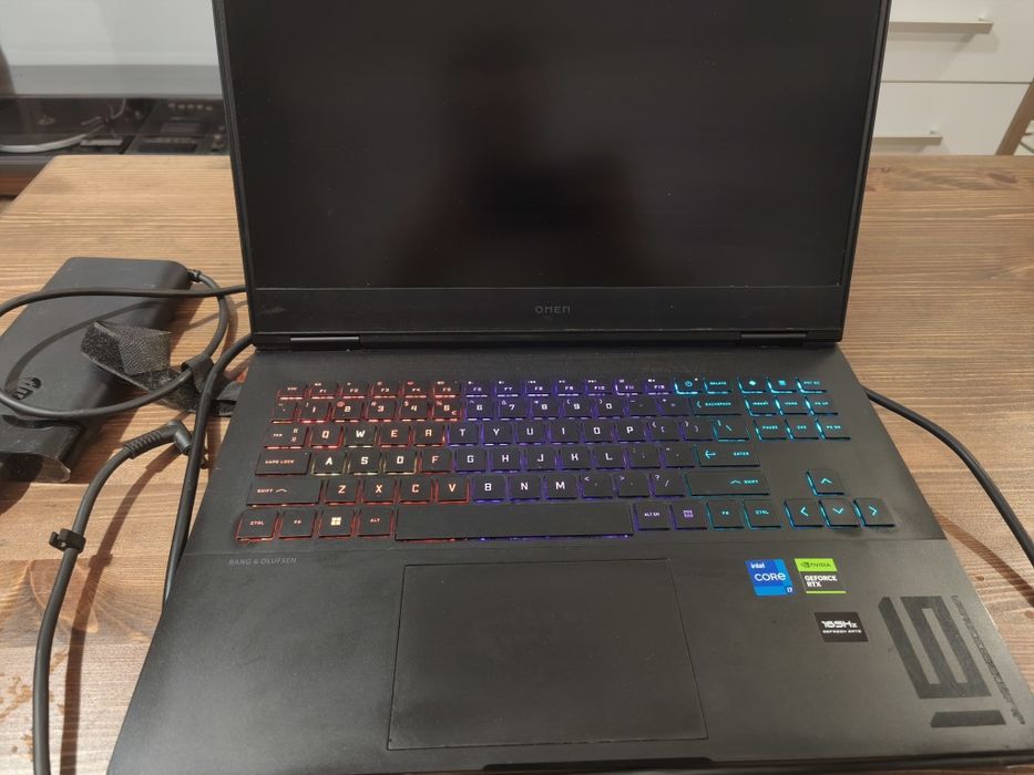 LAPTOP GAMINGOWY HP OMEN 16 i7, RTX4060, 16GB, WIN11 - na gwarancji