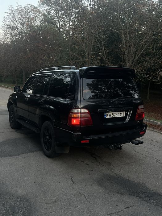 Продам Toyota Land Cruiser 100 4.2D