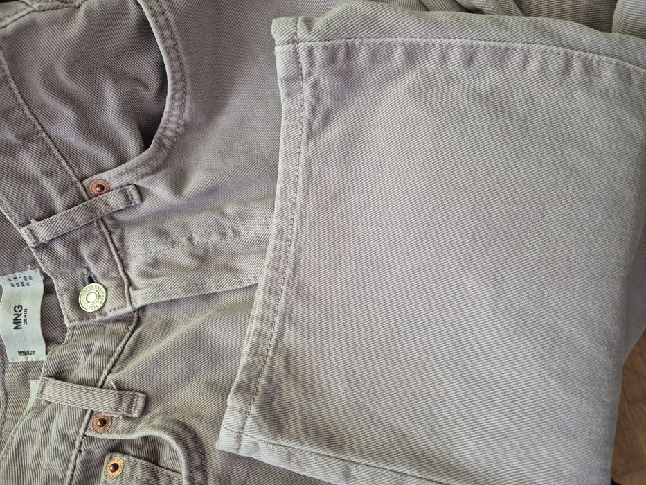 Жіночі джинси від Mango