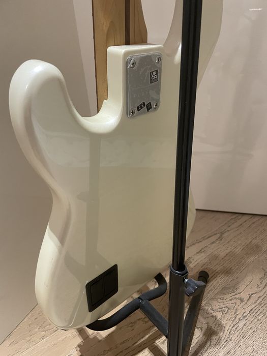 Fender Precision Bass Elektryczna Gitara Basowa