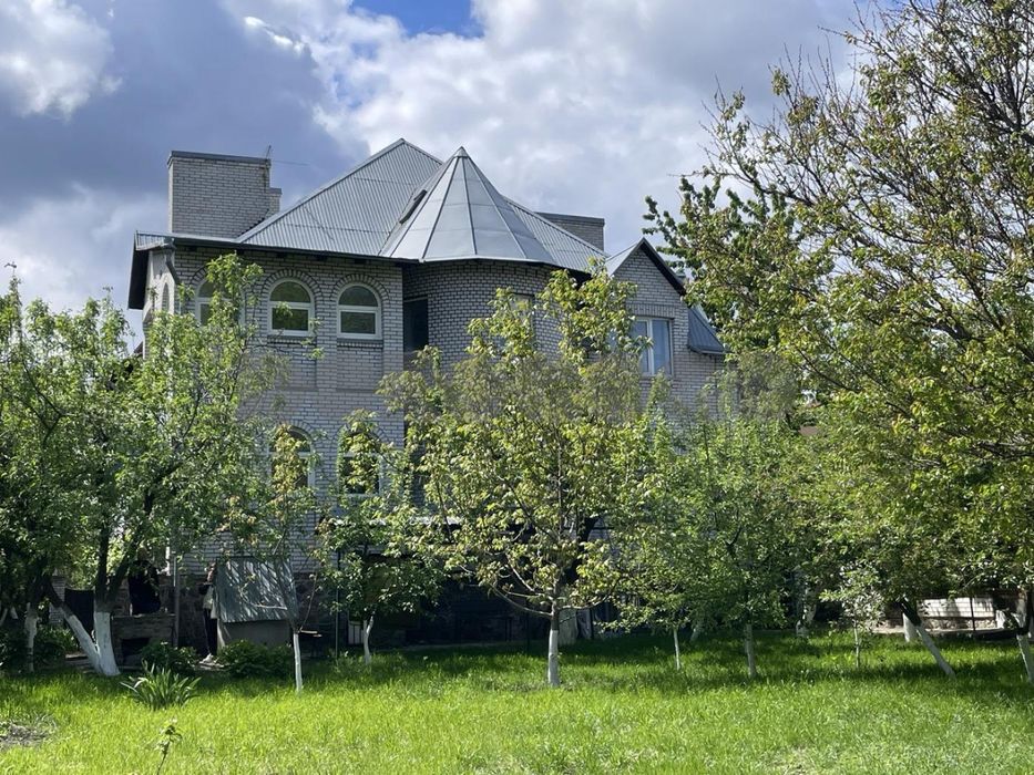 Продаж 4 рівневого котеджа з ремонтом !! Крюківщина