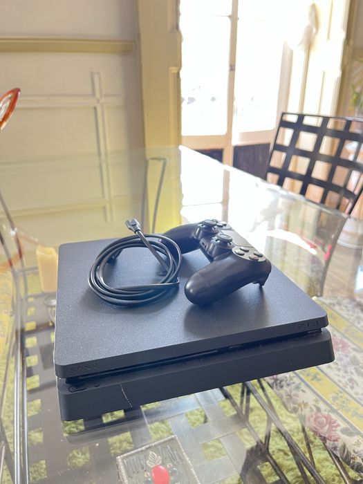 Vendo PS4 falta de uso