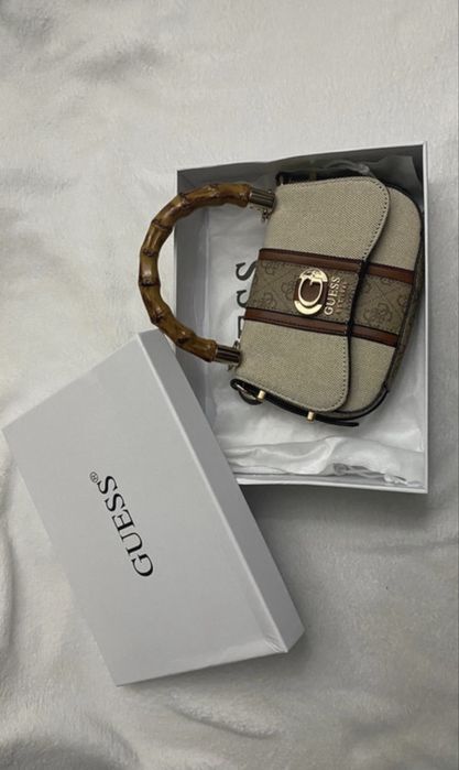 Mala de mao, Guess Mini Kerima de Bamboo