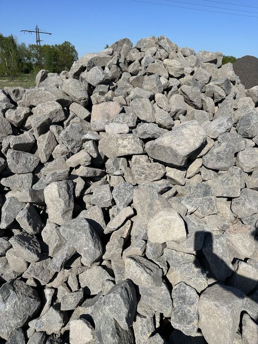 Skały głazy bazaltowe kruszywo  Żary Żagan