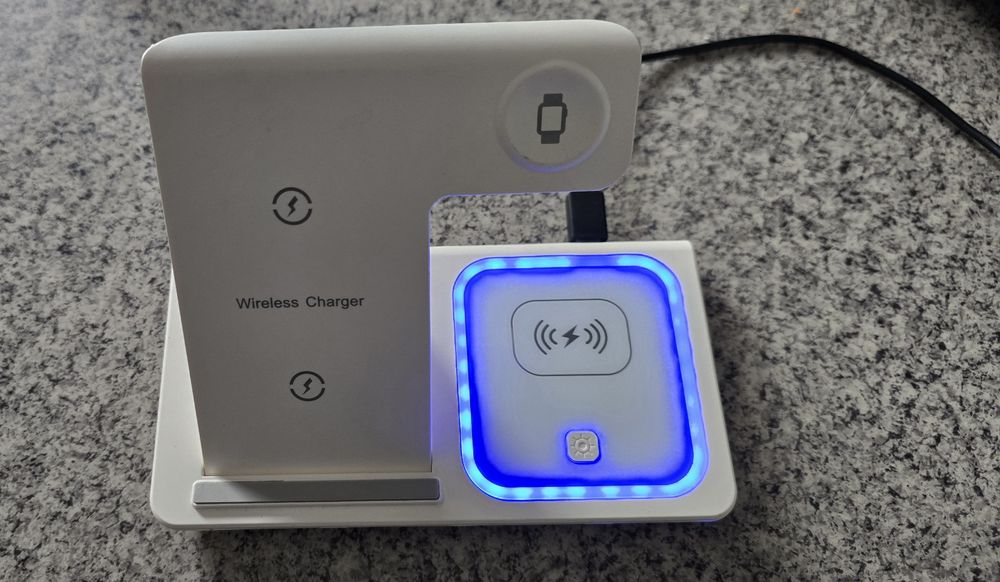 Bezprzewodowa ładowarka indukcyjna 3w1 – Telefon / Watch / Słuchawki