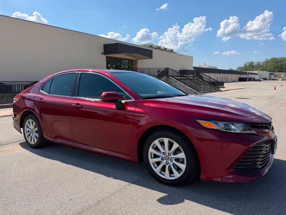 Toyota Camry Xle      2020