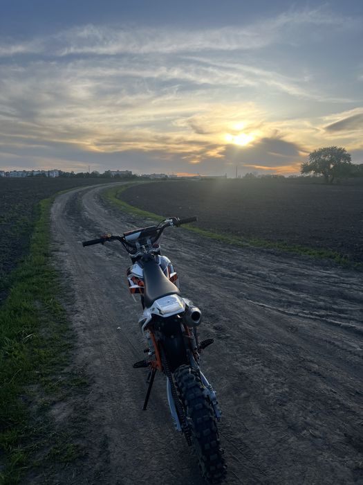 Продам мотоцикл kayo tt125 estart