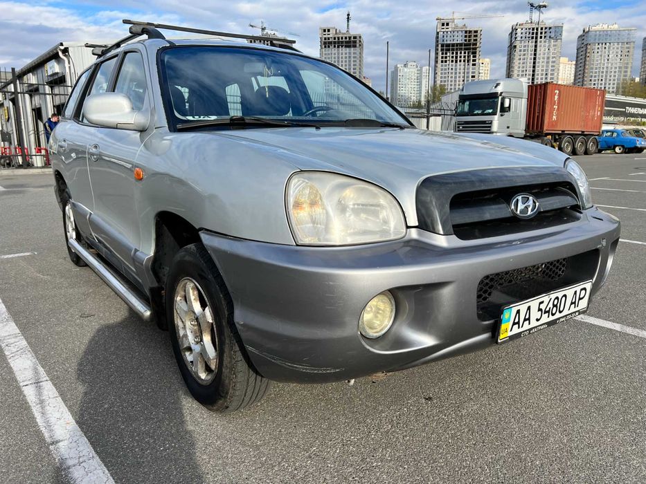 Продається Hyundai Santa FE, механіка, 2л, бензин
