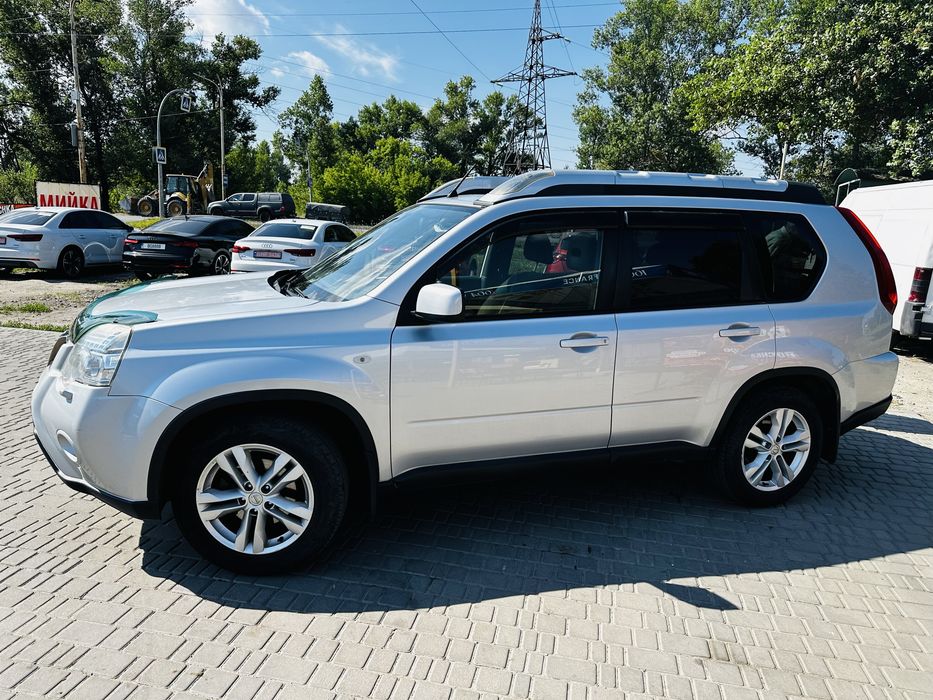 Продам Ниссан X-TRAIL 13-14 г.в.