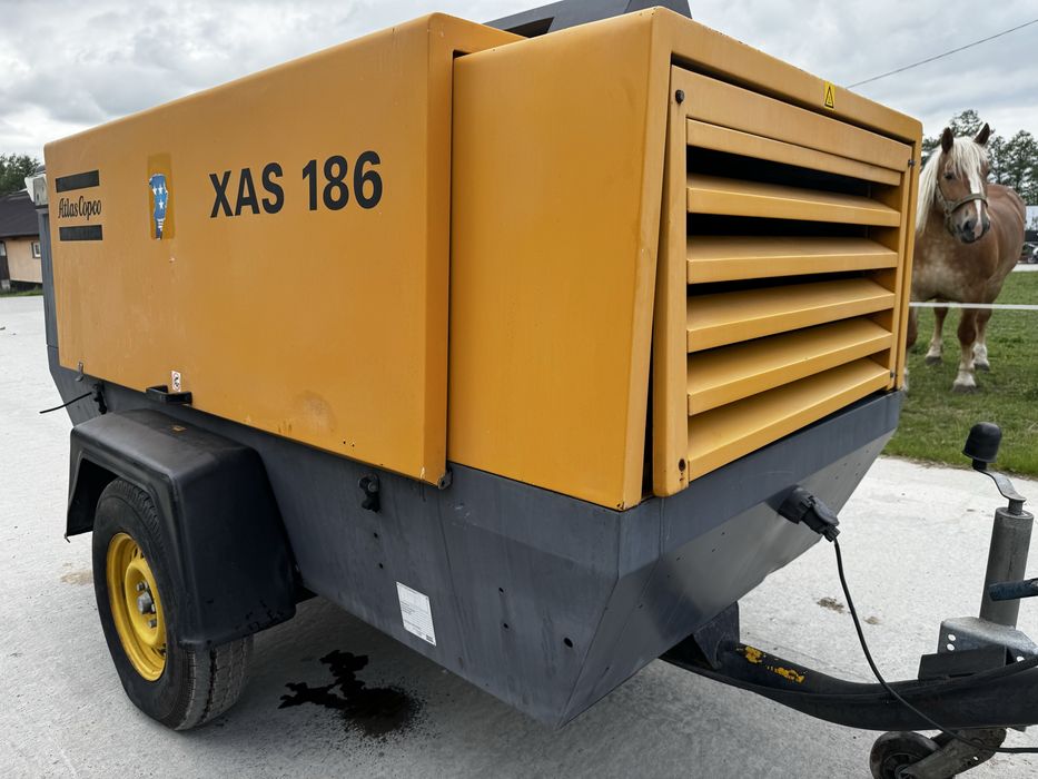 Kompresor srubowy Atlas copco xas186 zestaw do piaskowania