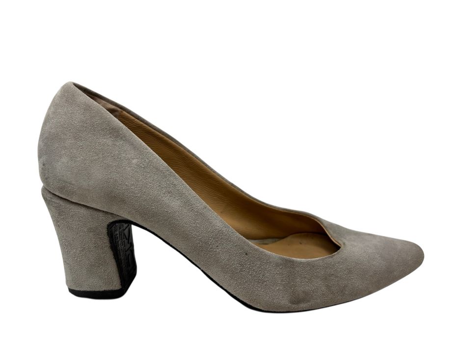 Czolenka skorzane zamszowe DKNY rozmiar 36