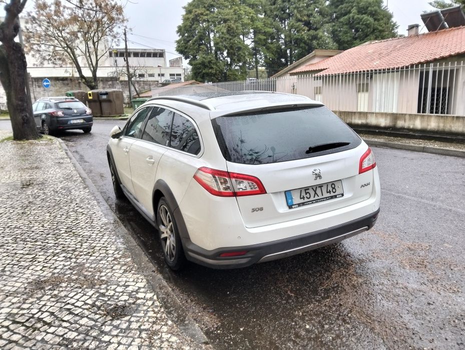 Peugeot 508 RXH hybrid4