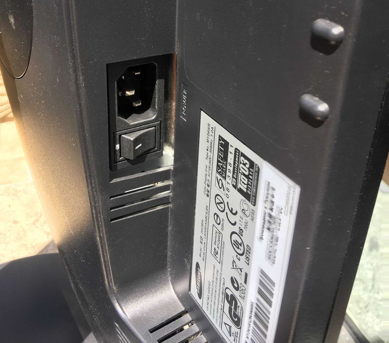 Monitor Samsung SyncMaster 2443BW 16:10 Klasa A 24 cale