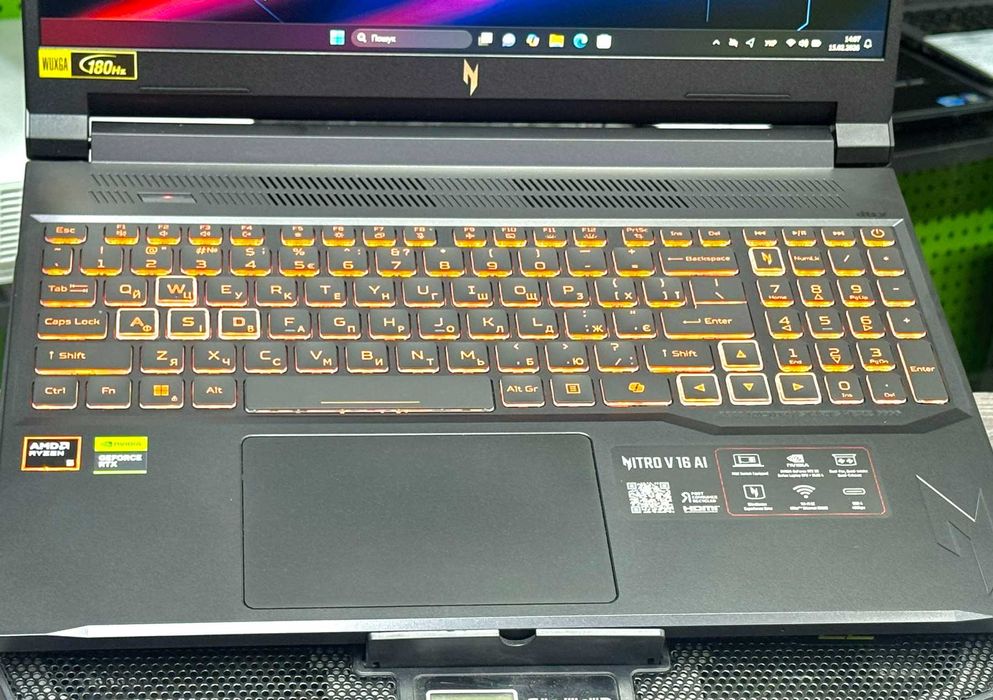 Ігровий Acer Nitro V16 ANV16-42 / RTX 5050 / AMD Ryzen 5 240 / 180Hz