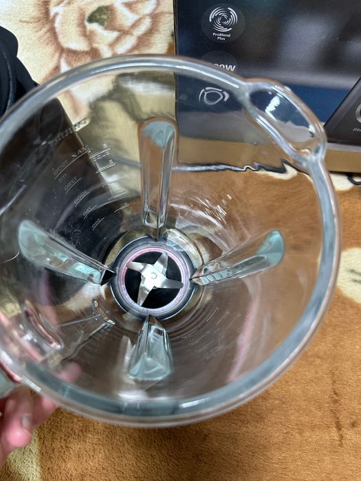 Блендер стационарный Philips