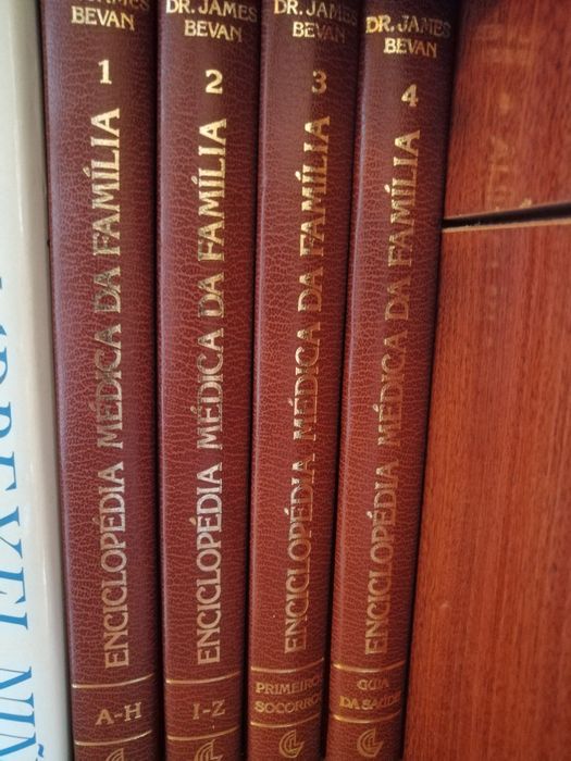 Enciclopédia médica da família