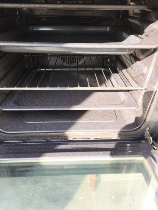 Forno encastrável TEKA HP 740 em inox