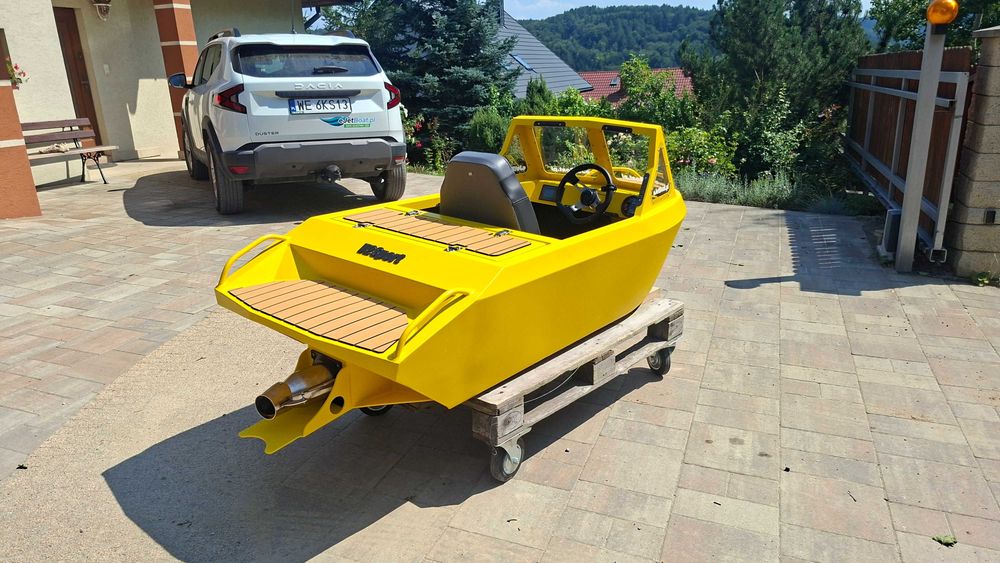 elektryczna mini łódka eJetBoat V2Sport