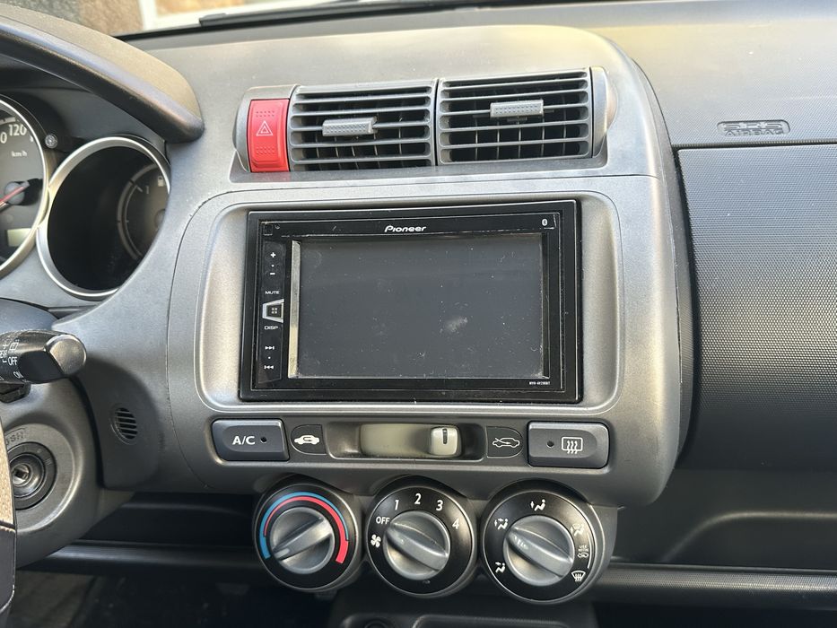 Honda jazz 1.2 LS