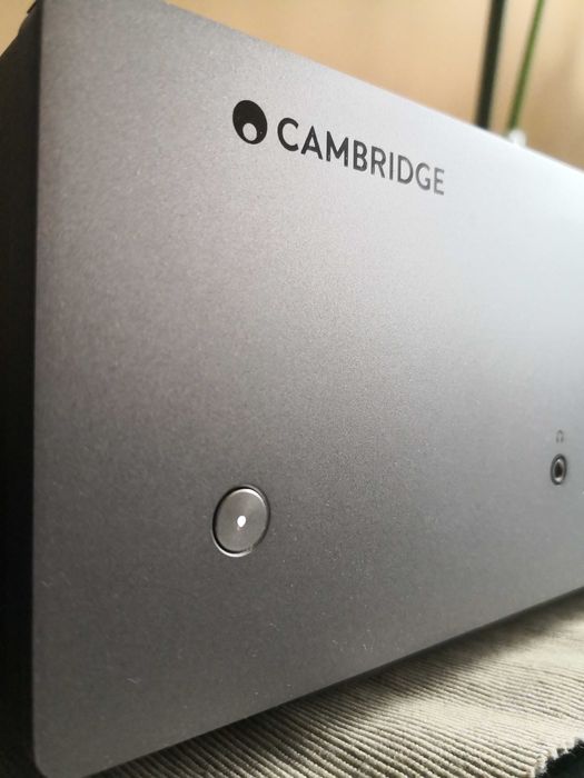 Cambridge Audio CXA81
