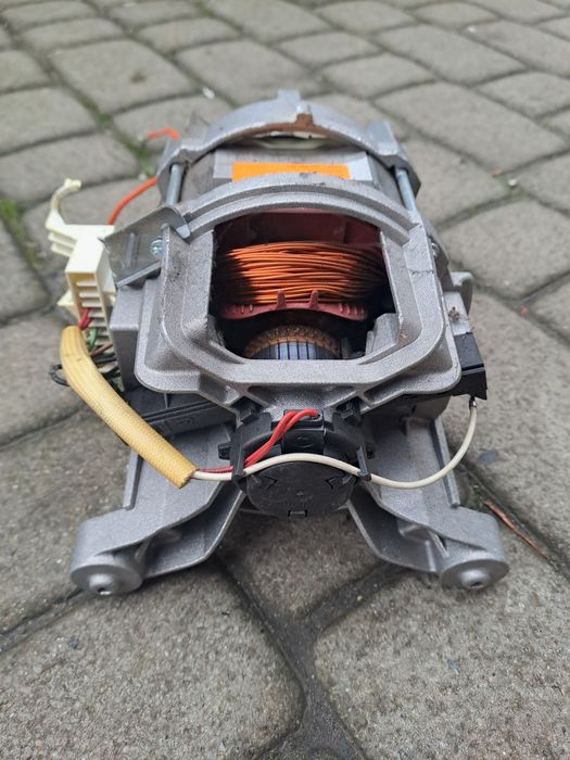 Мотор від пральної машини Zanussi