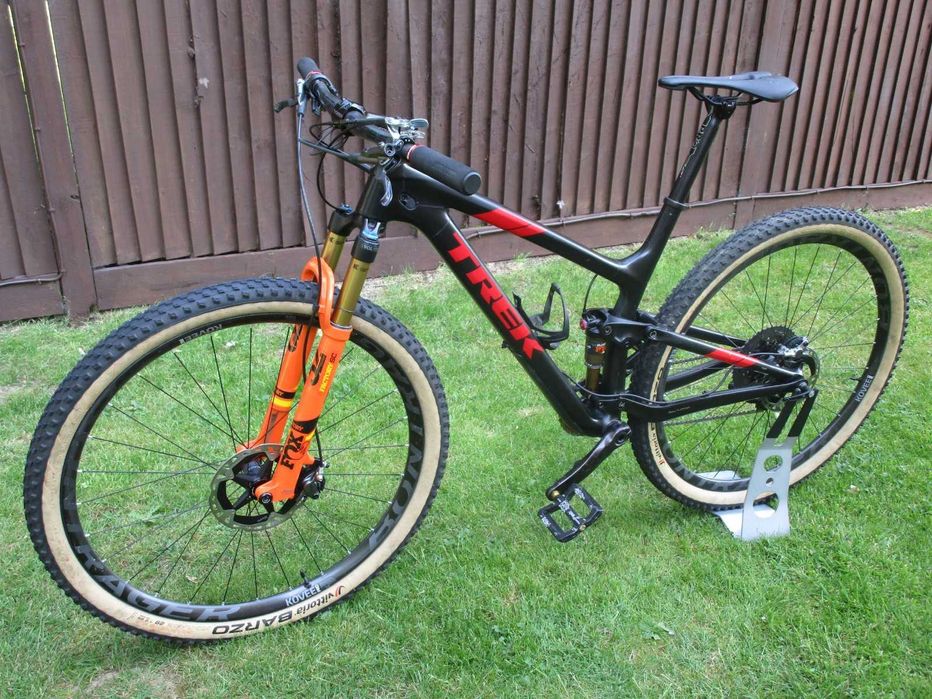 Bicicleta BTT Trek Top Fuel 9,9 RSL Carbon 29er Rockshox SID Shimano XTR DI2 funciona