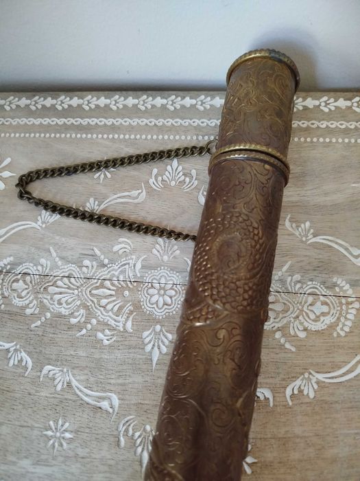 Antigo Tubo Porta Documentos, latão trabalhado