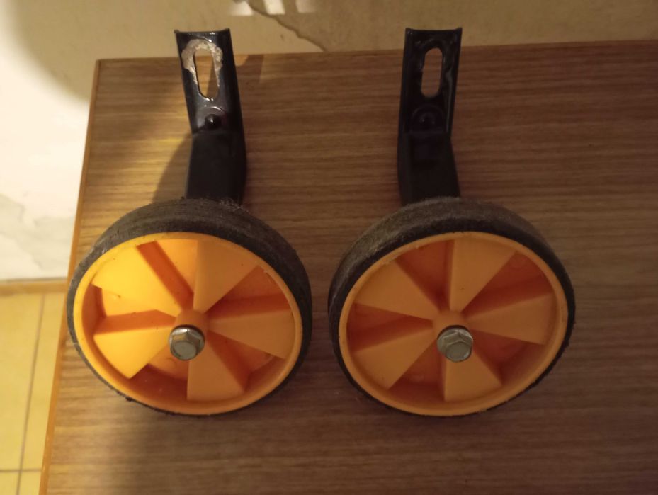Kółka boczne do roweru dziecięcego, średnica 11 cm