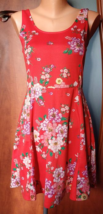 Piękna letnia sukienka H&M