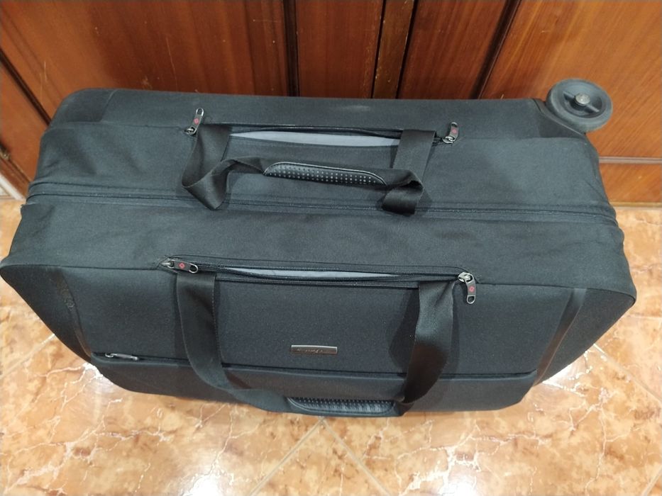 Mala malas de porão até 23 kg viagem casa quarto apartamento vivenda.