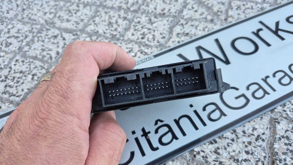 Módulo Sensores Estacionamento Park Assist Audi A4 B6 B7 Passat B6 Original 8E0919283C